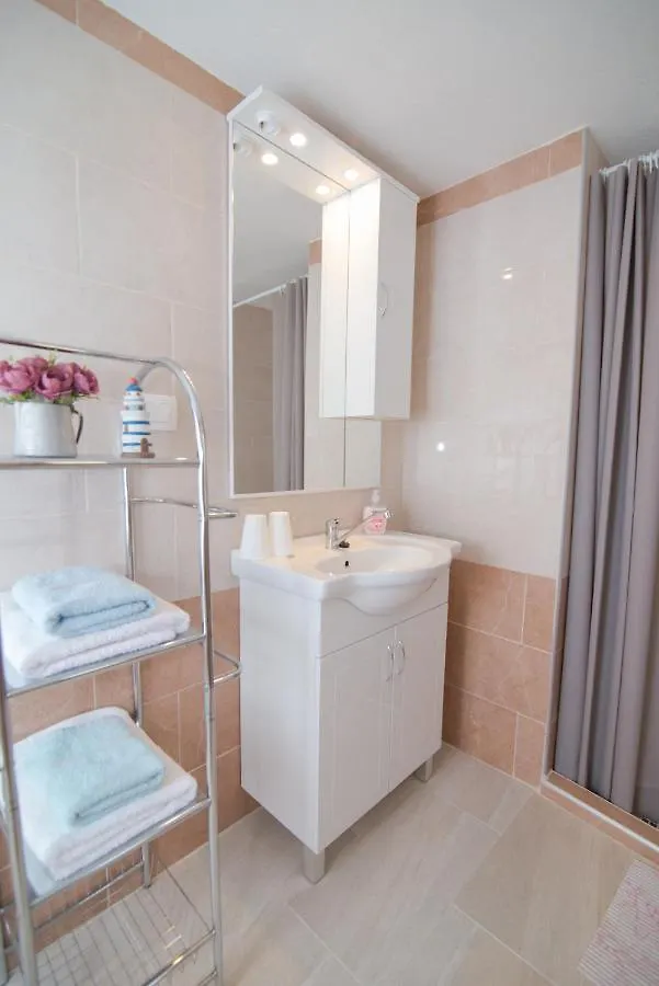 By Dinka Apartment Ilovik Croatia